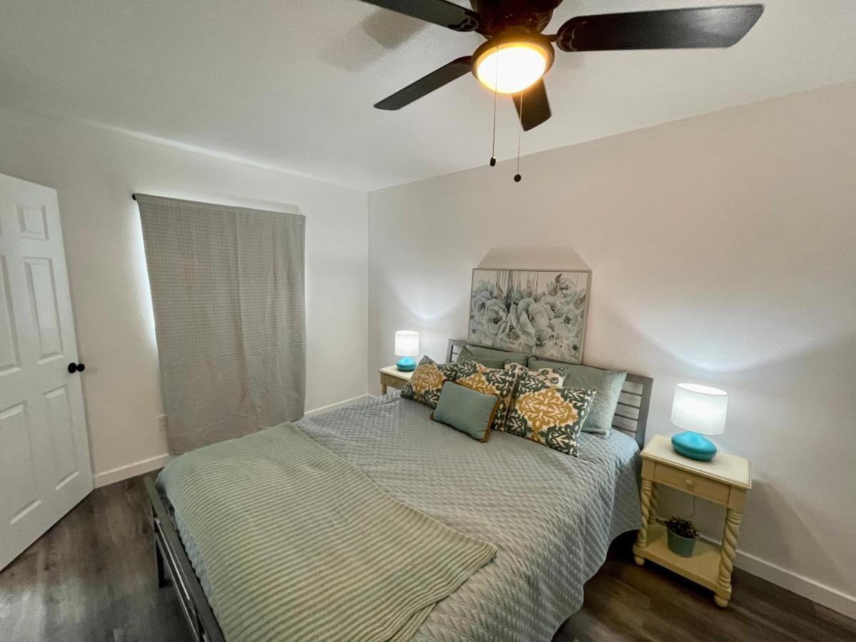 1102 French St Apartment Santa Ana Exterior photo